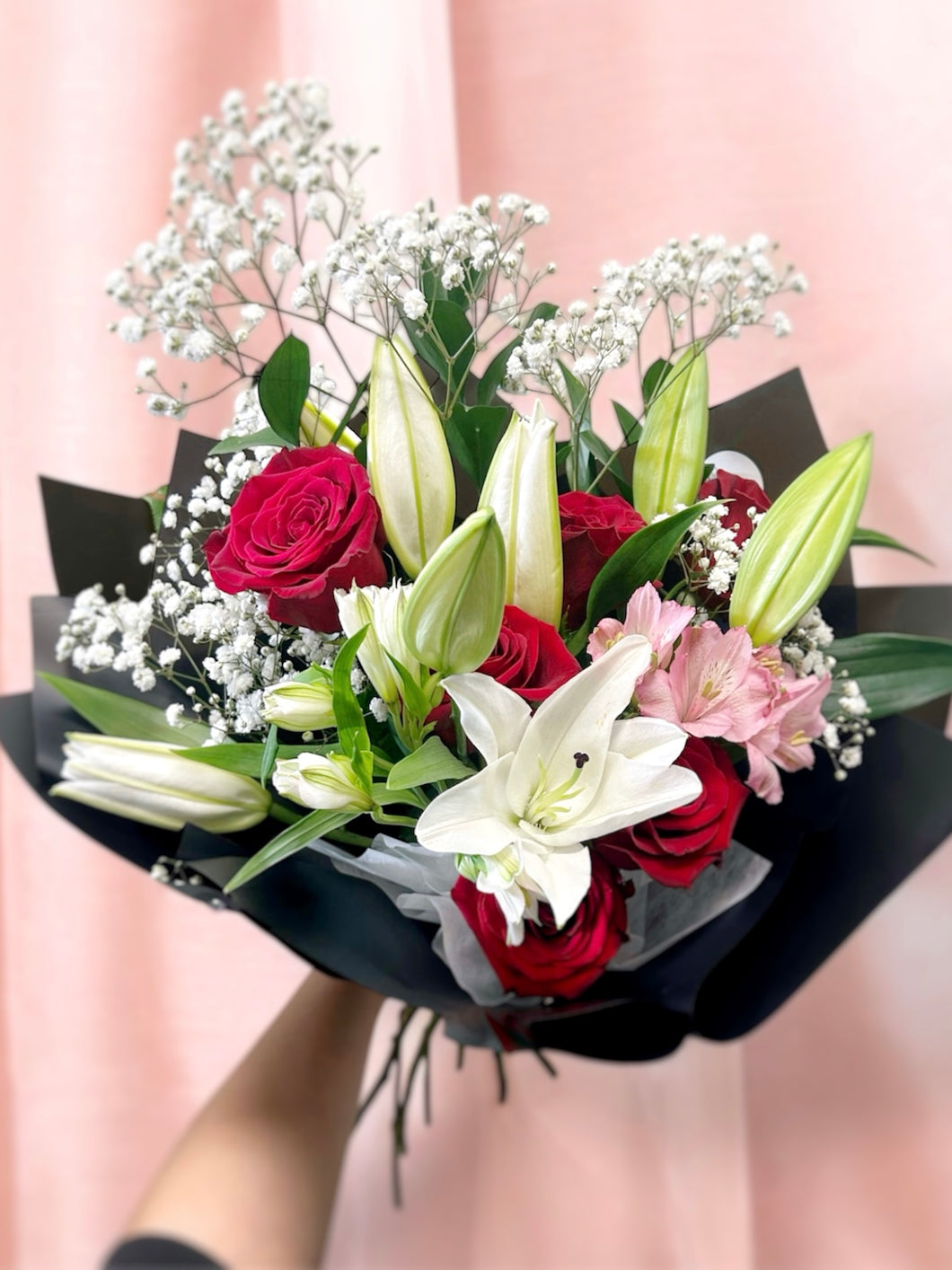 Lily and Rose Elegance Bouquet (2 sizes)